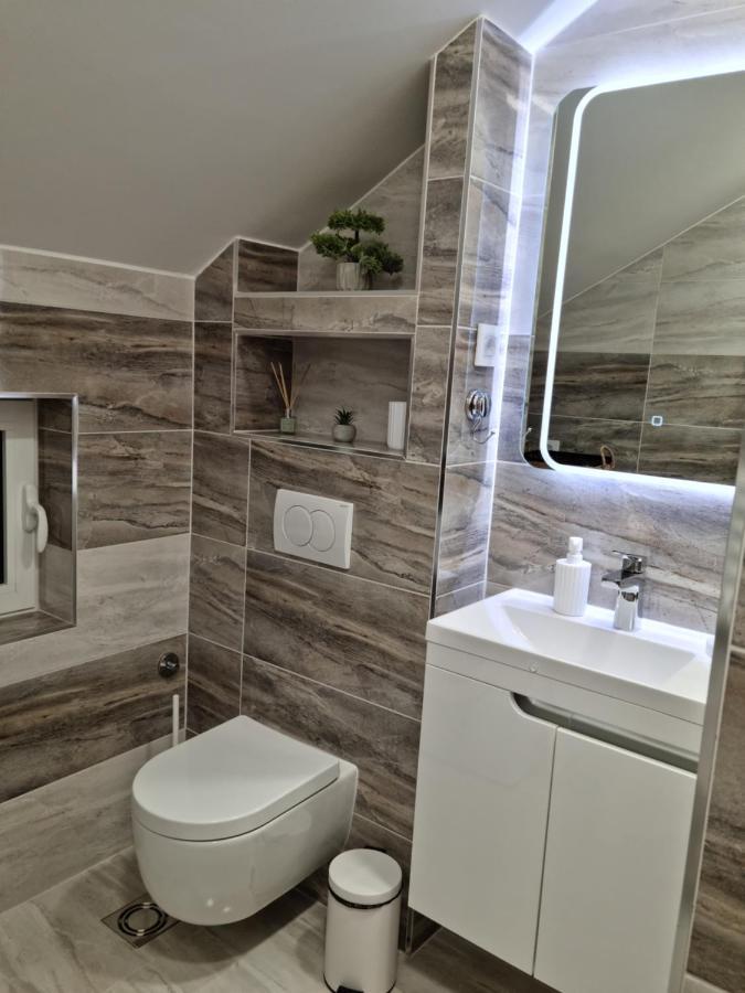 Lilien Apartment Airport Ledine Dış mekan fotoğraf