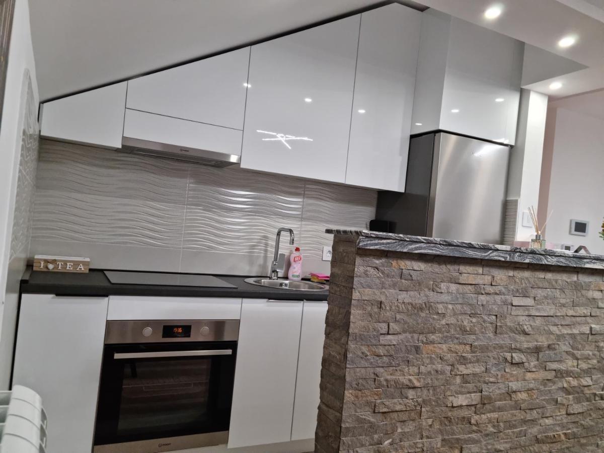 Lilien Apartment Airport Ledine Dış mekan fotoğraf