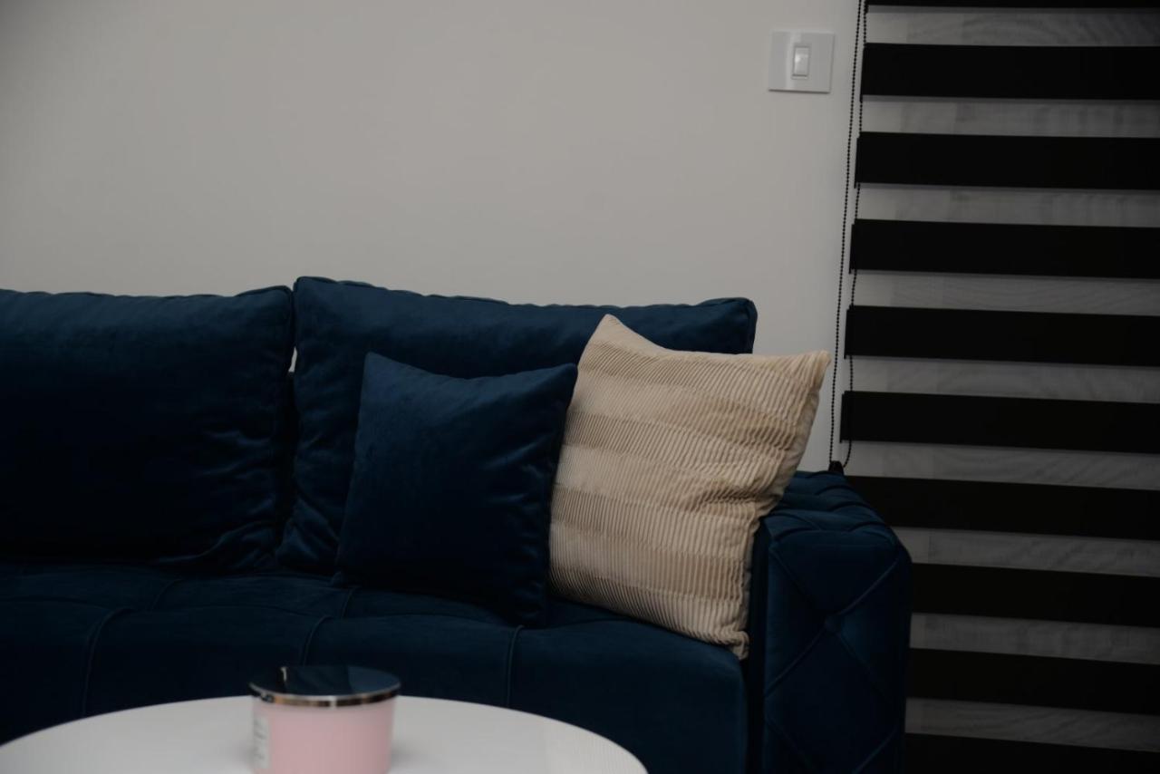 Lilien Apartment Airport Ledine Dış mekan fotoğraf